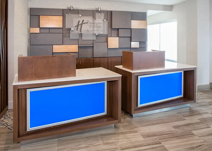 Express East - Riverfront By Ihg Peoria