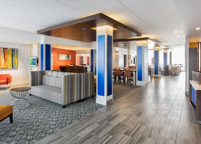 Hotel Express East - Riverfront By Ihg