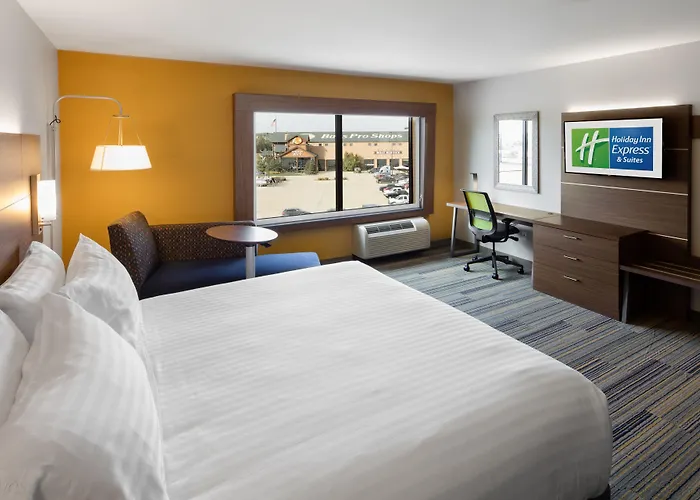 Express East - Riverfront By Ihg