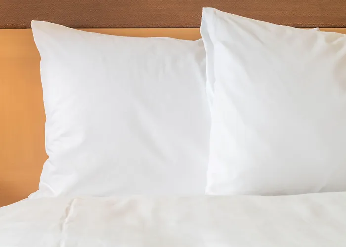 Express East - Riverfront By Ihg 3*