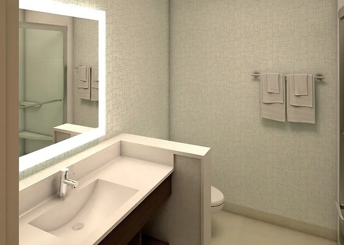 Hotel Express East - Riverfront By Ihg Peoria